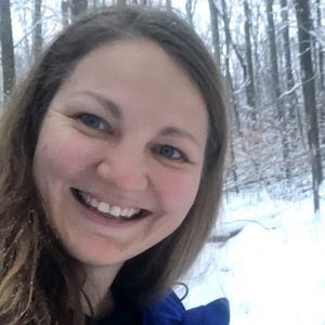 Meet your Posher, Holly